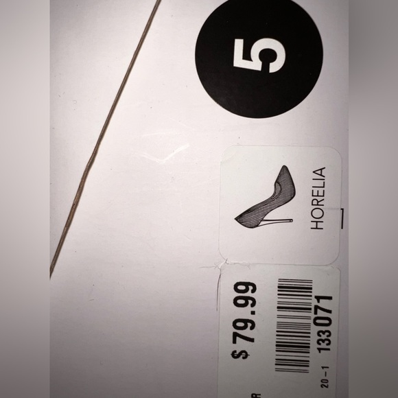 I wore them one time only indoors. They don’t fit me anymore. Im 5.5 they are 5M - Picture 2 of 3